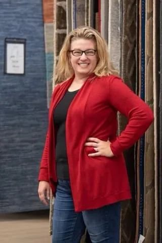 Sara Velasquez, Bookkeeper at Valley Flooring Carpet One