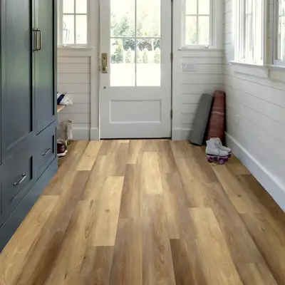 Luxury Vinyl Plank sample: lvp 2 backe forest